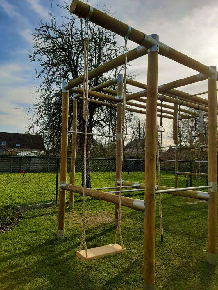 Speeltoestel groot rondhout achterhoek